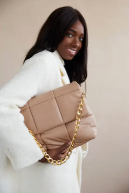 Robin Clutch, Camel