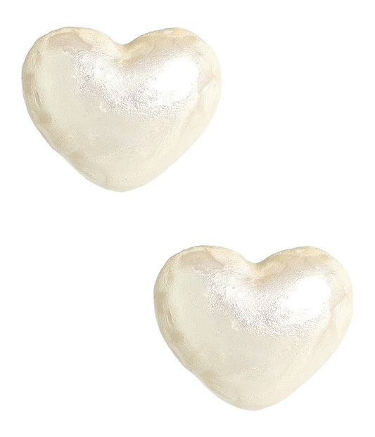 Lainey Pearl Heart Studs- Small