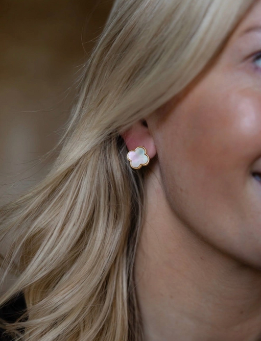 Elle Clover Mother of Pearl Earrings