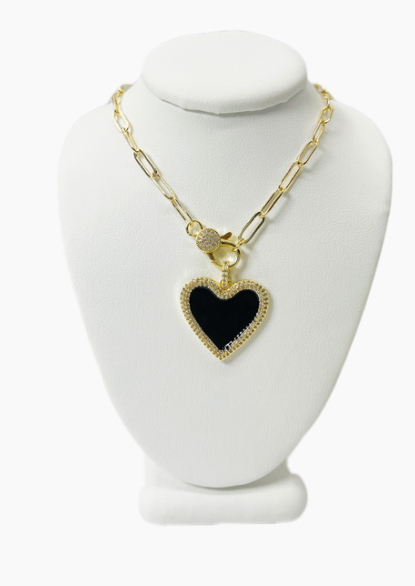 Heart Chaser Necklace Black